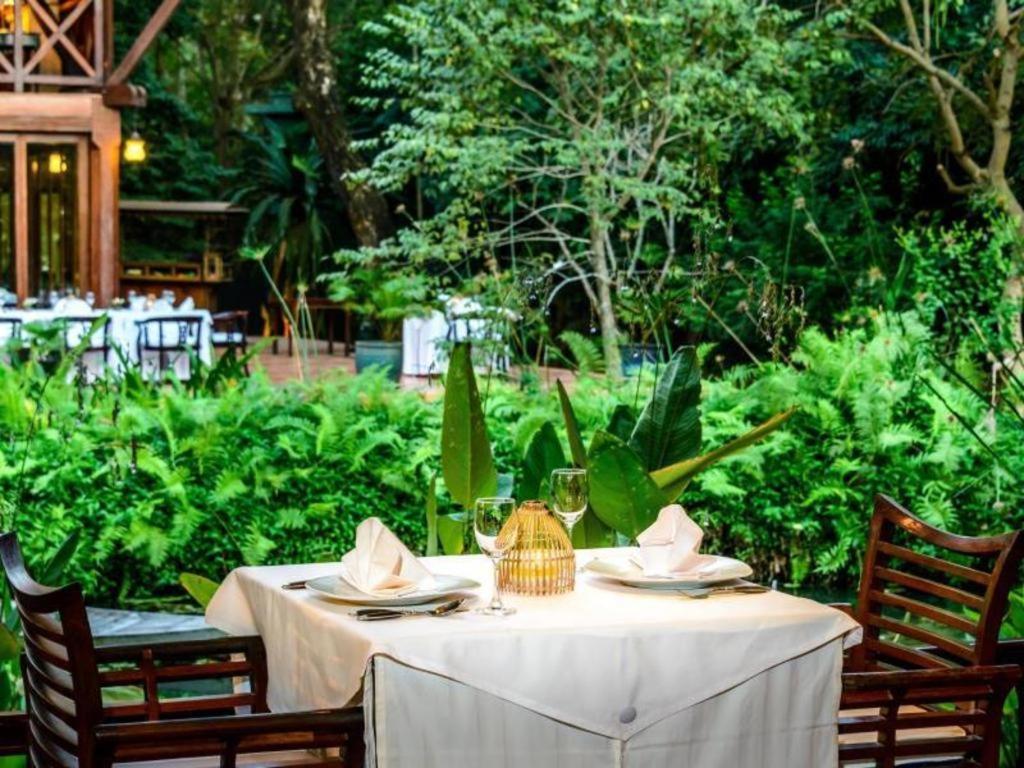 Angkor Village Resort & Spa Siem Reap Exterior photo