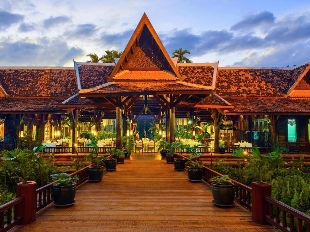 Angkor Village Resort & Spa Siem Reap Exterior photo