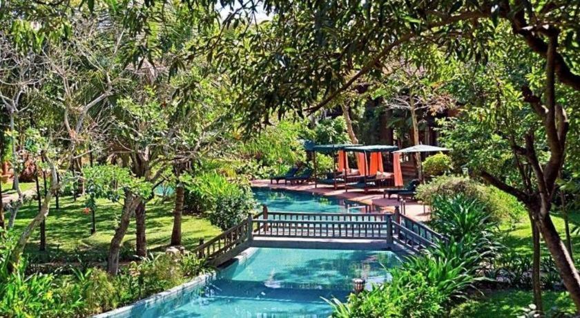 Angkor Village Resort & Spa Siem Reap Exterior photo